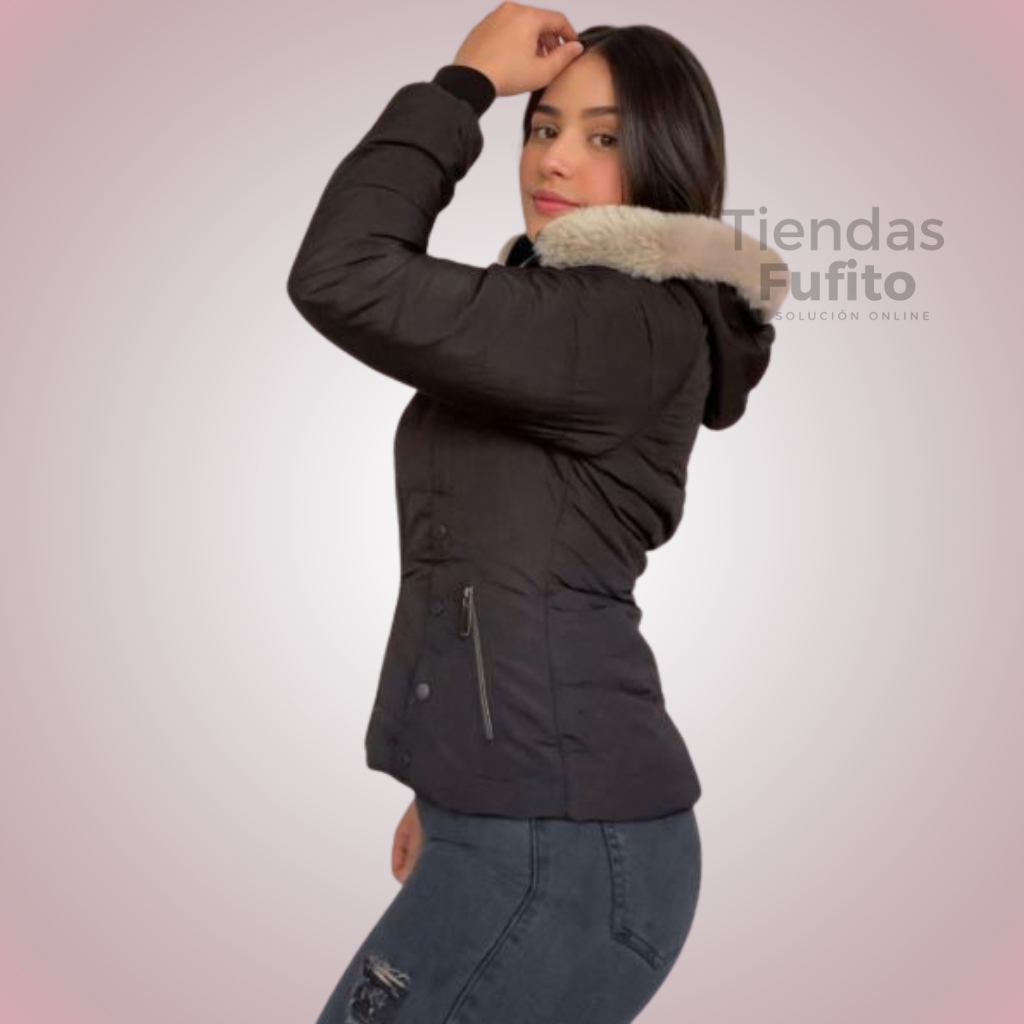 Chaqueta impermeable, forro ovejero, capota peluche removible ✨ Protección, estilo y confort